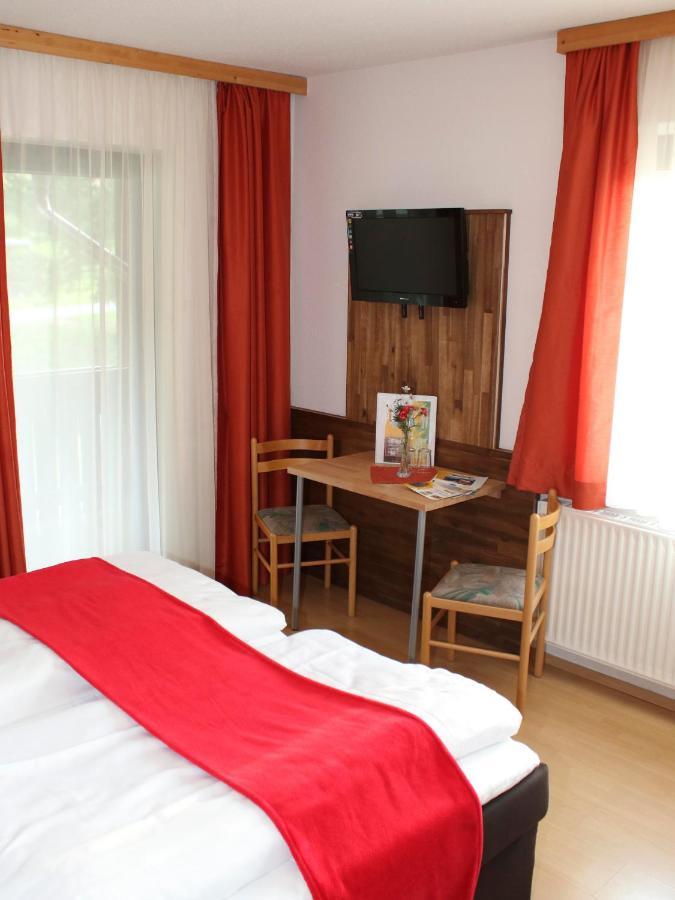 Alpenhotel & Aparthotel Lanz Hohentauern Chambre photo